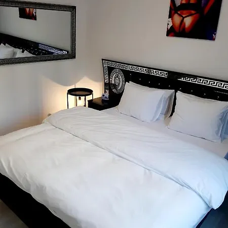 Huniade Apartment